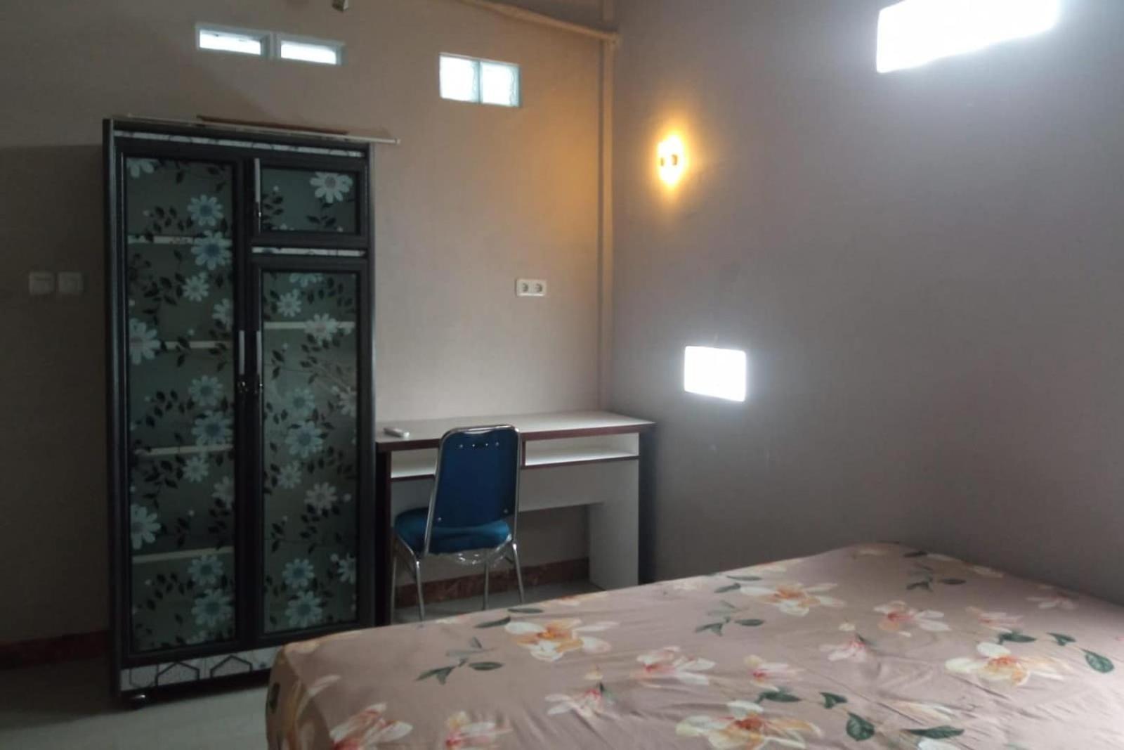 Oyo 93635 Rumah Singgah Cemara Syariah Pekanbaru Εξωτερικό φωτογραφία
